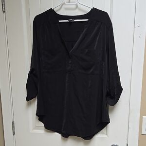 Torrid Plus Size 2 Black Blouse with Cuffed Sleeves and Mandarin Collar Blouse